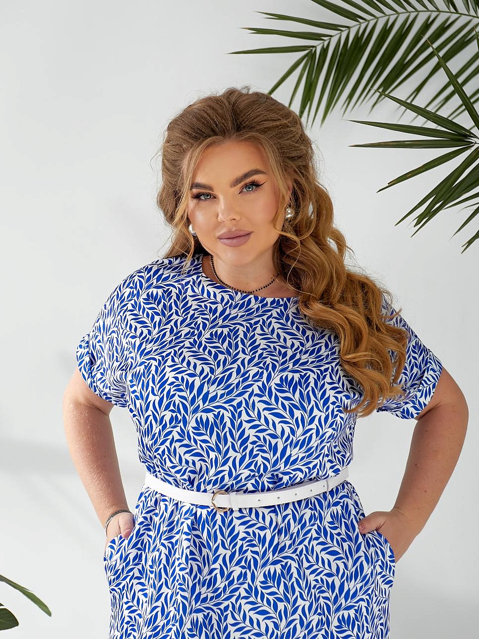 Женское платье прямого силуэта