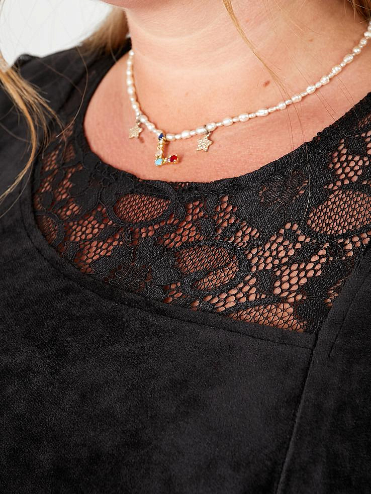 Женское нарядное платье из бархата