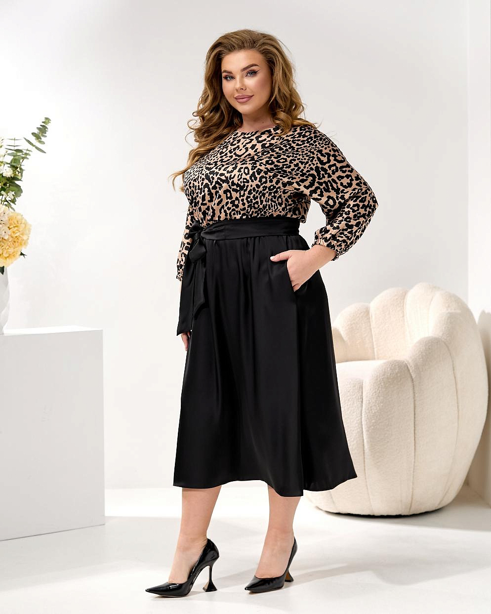 Женское платье шелковое комбинированное