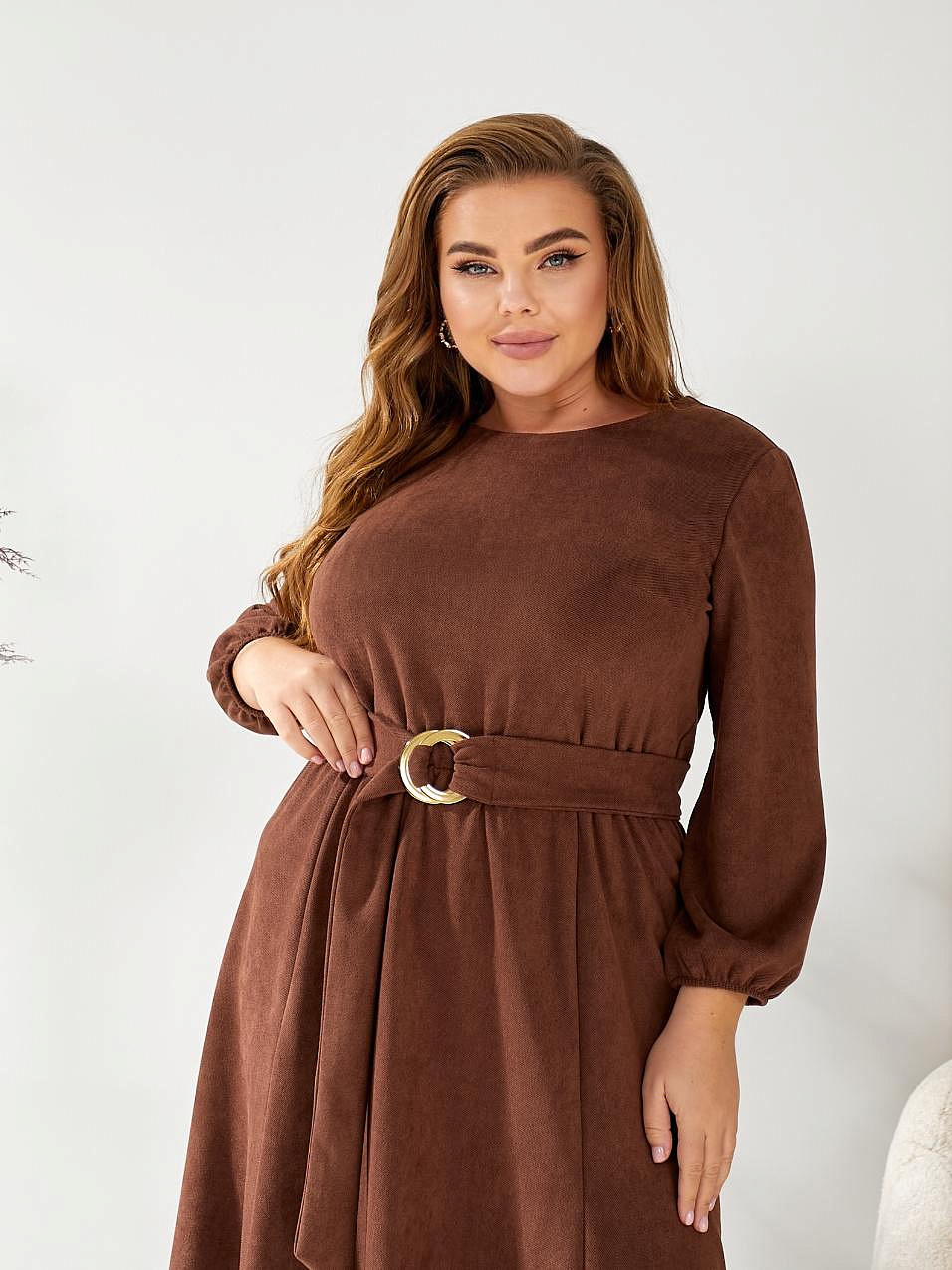 Женское платье замшевое с юбкой годэ