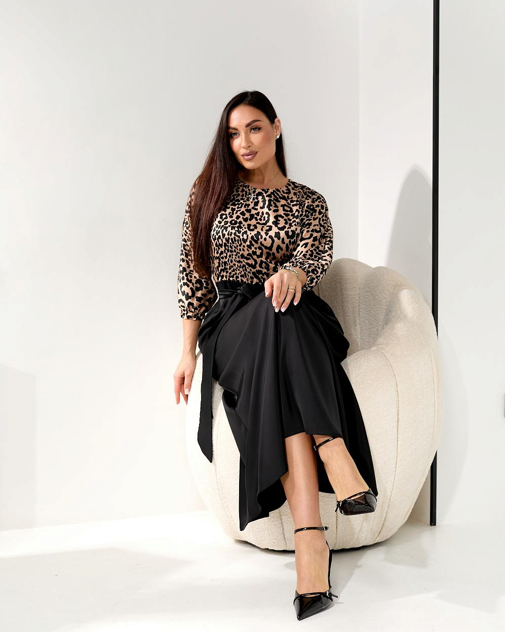 Женское платье длинное из шелка