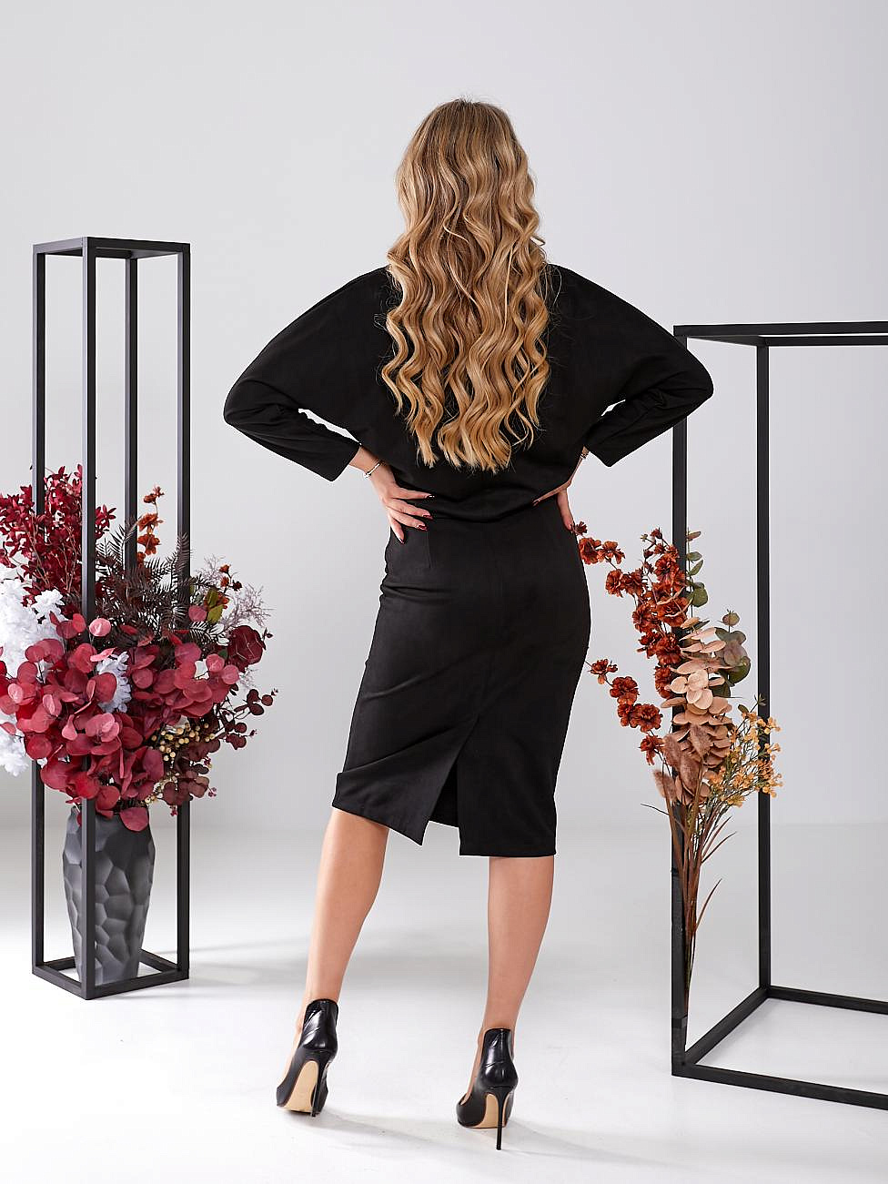 Платья миди с рукавом летучая мышь