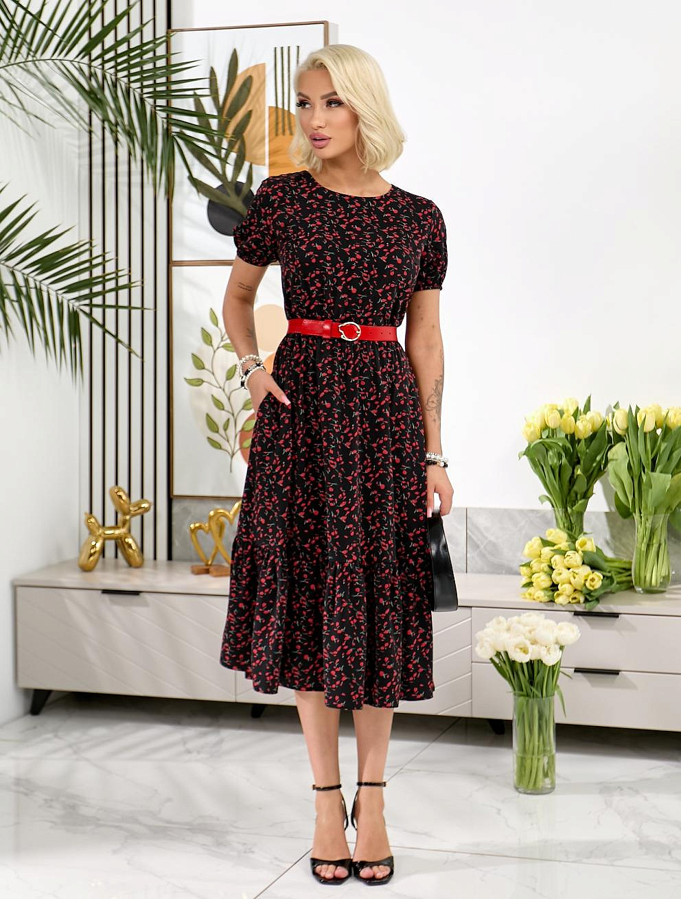 Женское платье миди с воланом по низу