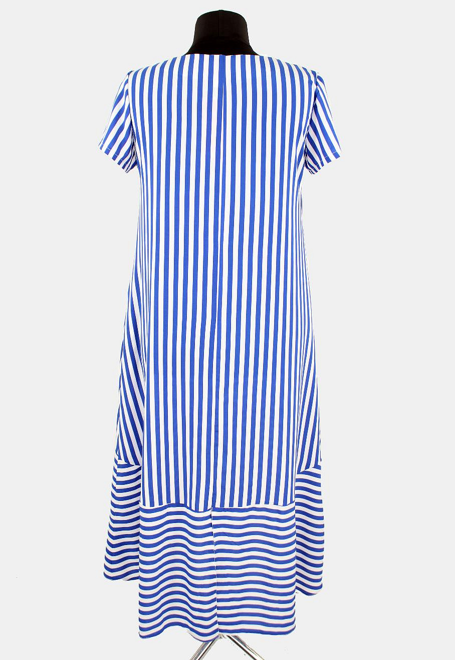 Летнее свободное платье в полоску
