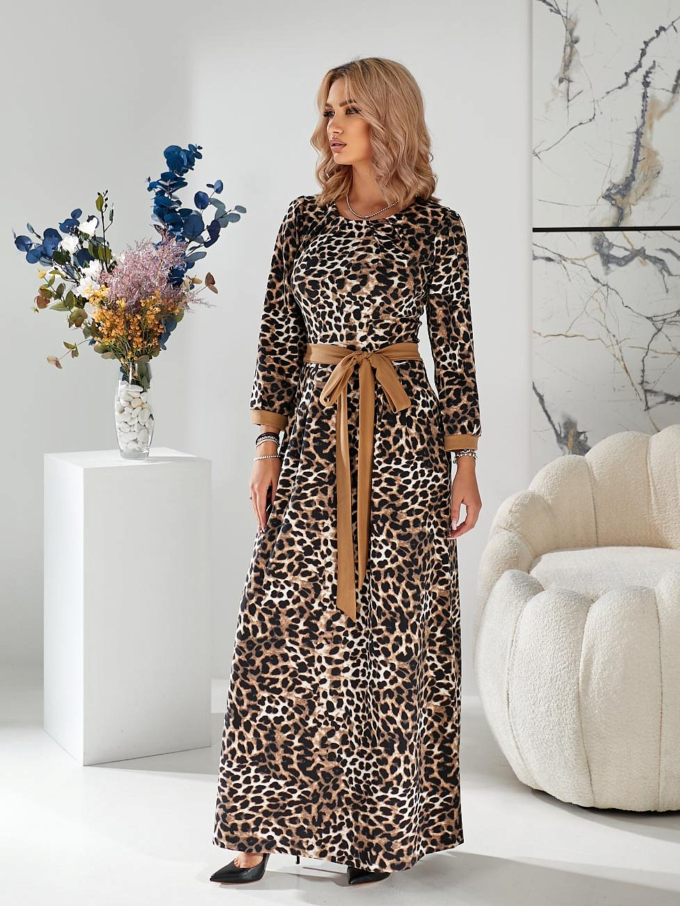 Длинное леопардовое платье с поясом