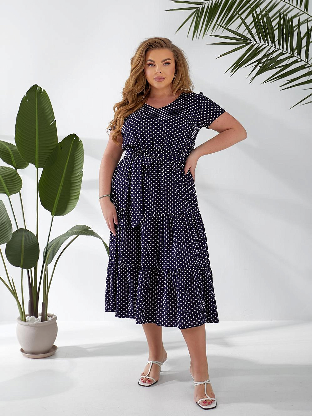 Женское платье ярусное с поясом