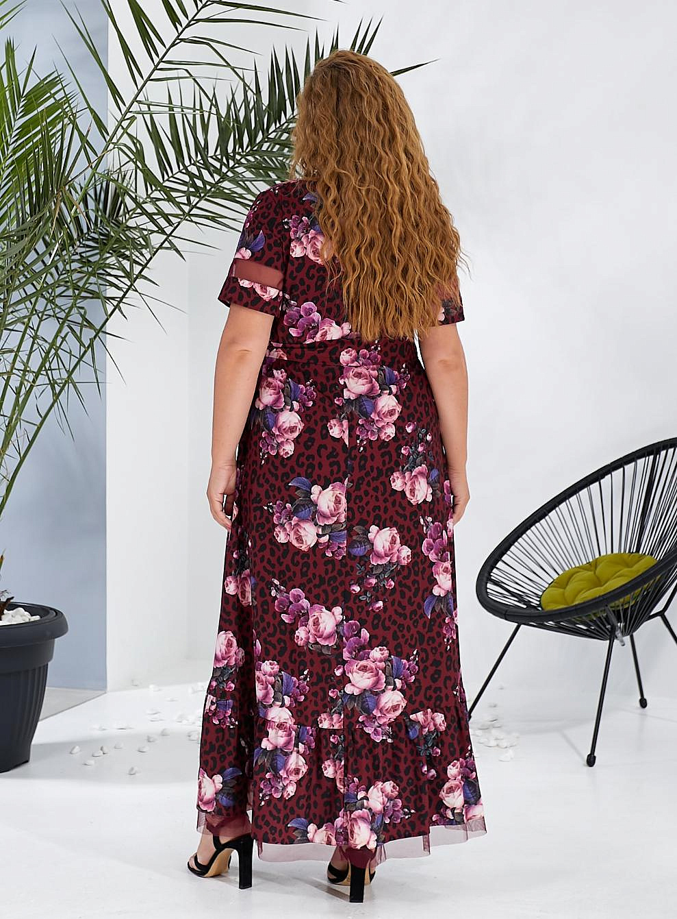 Женское платье длинное с воланом по низу 