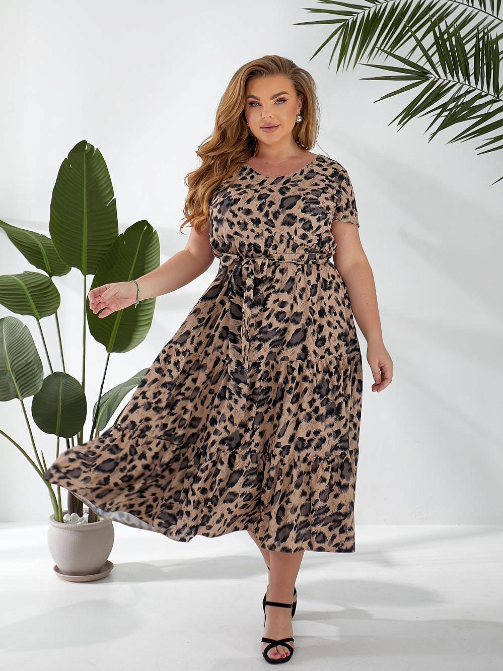 Женское платье ярусное с поясом