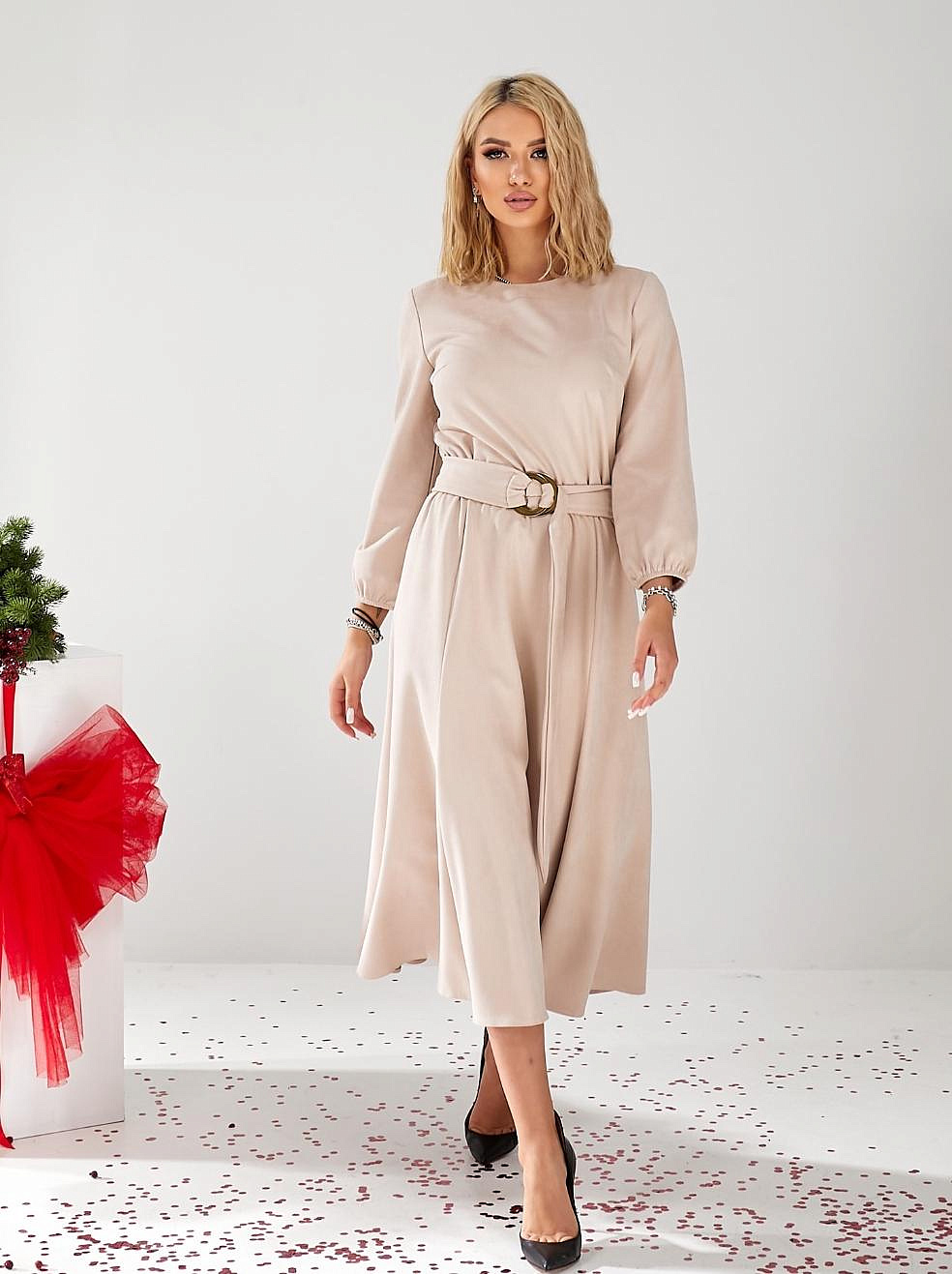 Женское платье замшевое годэ