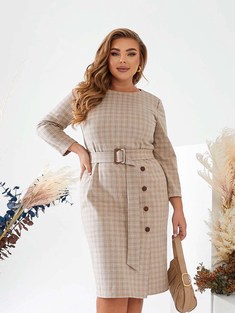 Женское платье теплое в клетку