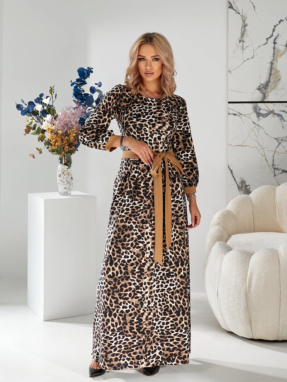 Длинное леопардовое платье с поясом